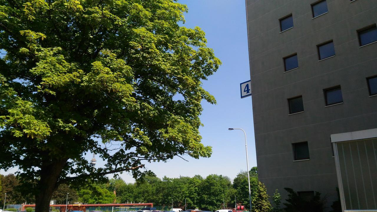 Hostel Strahov Прага Екстер'єр фото